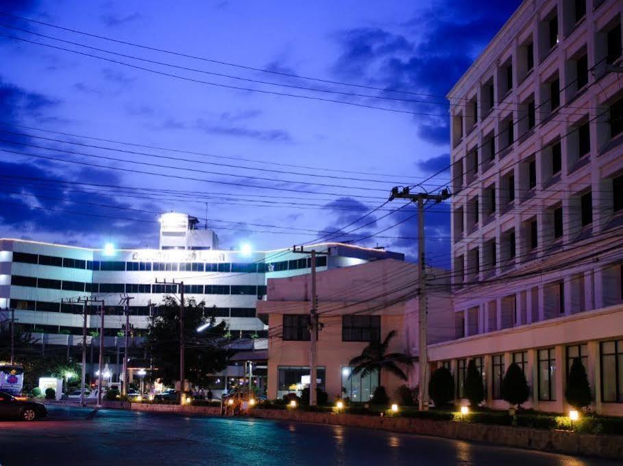 Ayutthaya Grand Hotel Экстерьер фото
